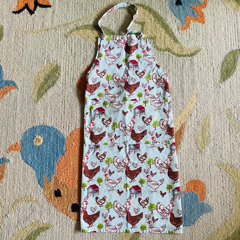 Crate & Barrel I Farmhouse Hen Apron